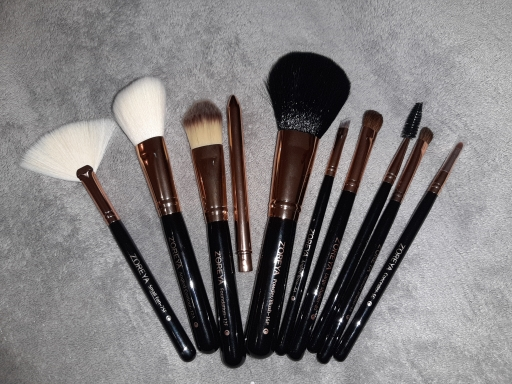 Pinceau de maquillage portable