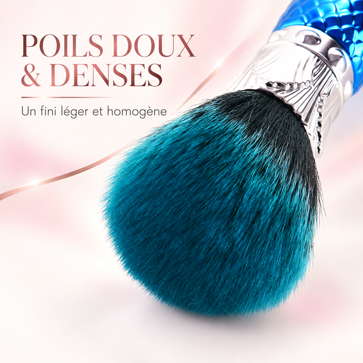 Pinceau de maquillage bleu